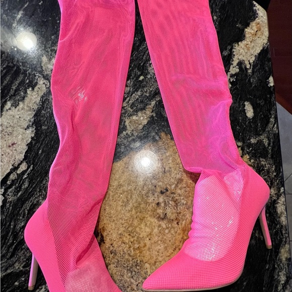 Mata Shoes Hot Pink Heeled Boots - Picture 2 of 7